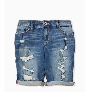 Nwt Torrid size 22 stretch vintage Bermuda Shorts